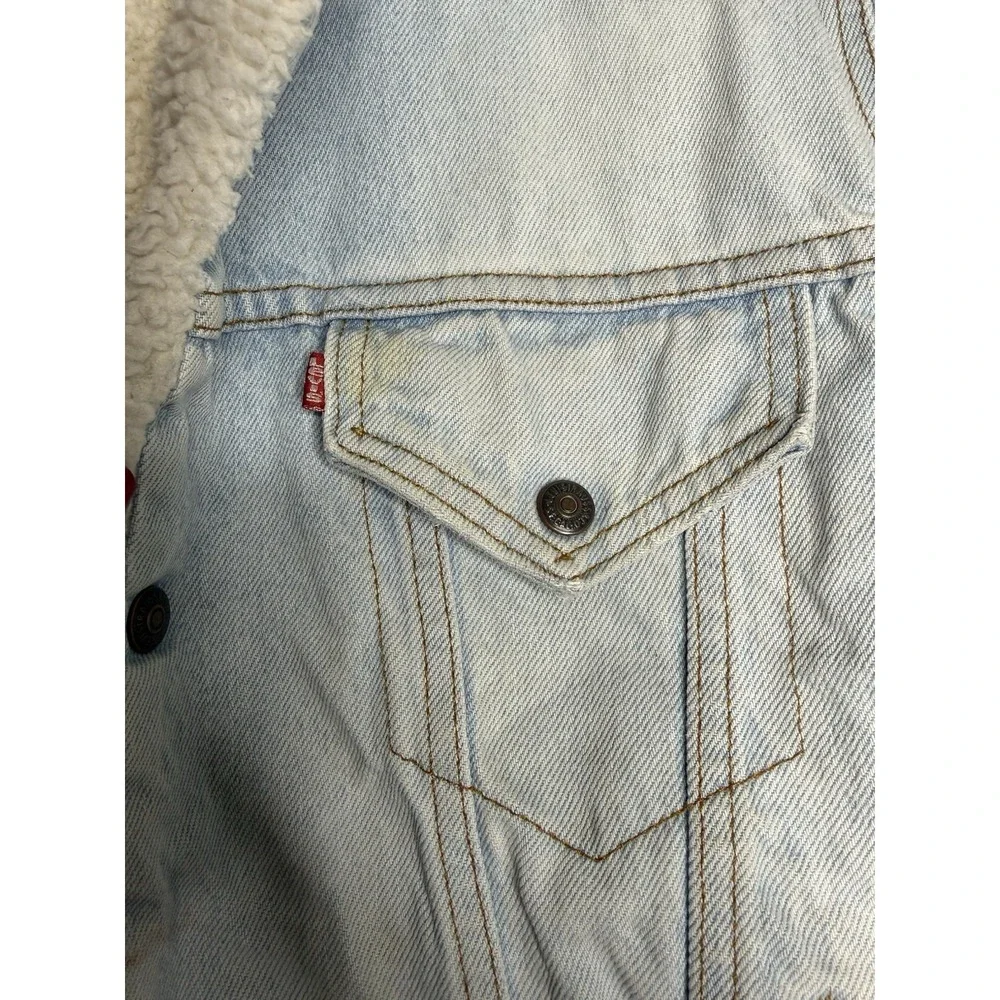 Vintage USA Levi's Light Wash Relaxed Fit Sherpa Lined Trucker Jacket Size 42R